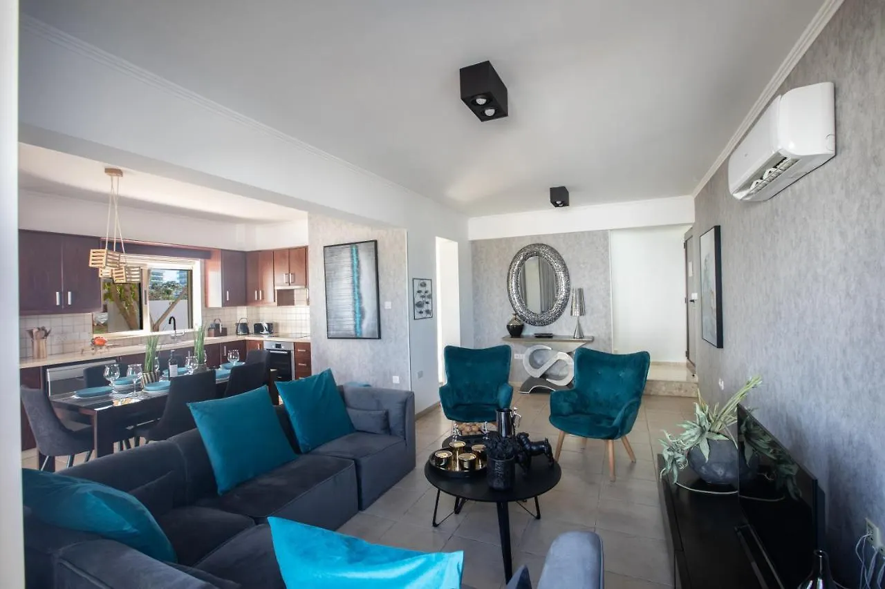Tonia Seaview Villas Protaras